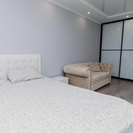Затишна Квартира Leilighet Ternopil Eksteriør bilde